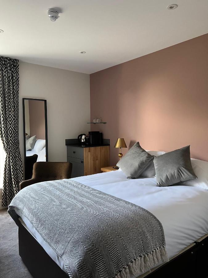 The Three Pickerels Bed and Breakfast Mepal Εξωτερικό φωτογραφία